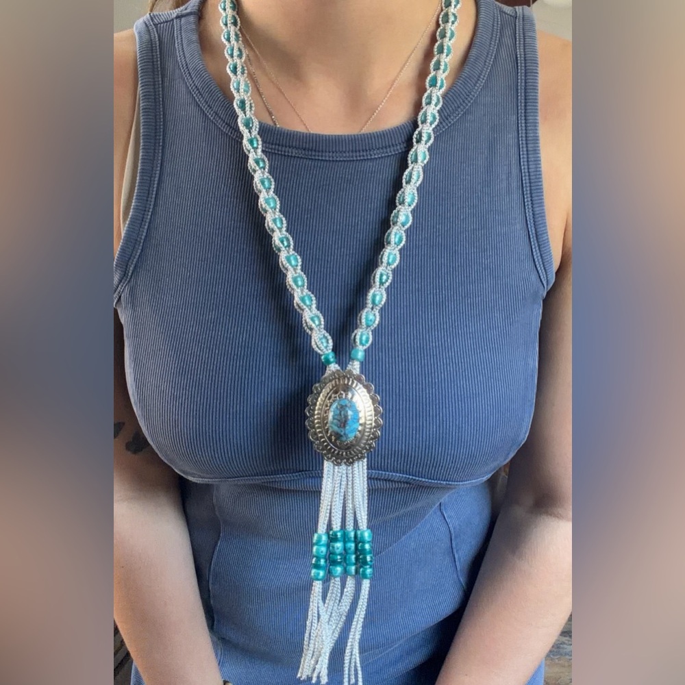 Turquoise western concho necklace‎